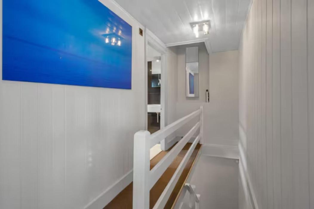 Two Bedroom Private Cottage With Private Parking Just By The Sea Herne Bay Zewnętrze zdjęcie